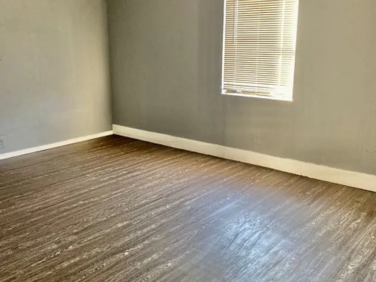 3113 Teak Ave — Photo 3