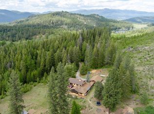 885 Kirpals Way, Sagle, ID 83860