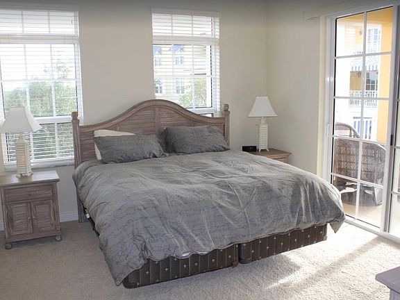 4th image of 5064 Annunciation Cir Unit 206