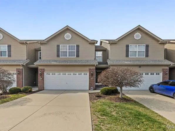 867 Harbor Woods Dr, Fairview Heights, IL 62208