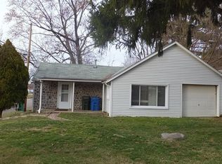 1321 Benton St, Barberton, OH 44203
