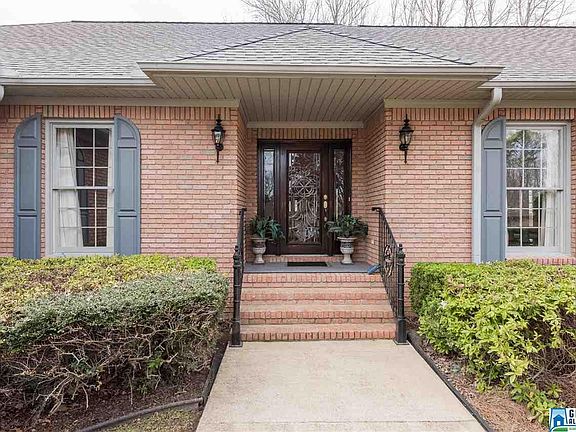 2nd image of 724 Oakline Cir