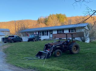 656 Ravens Cliff Dr, Ceres, VA 24318