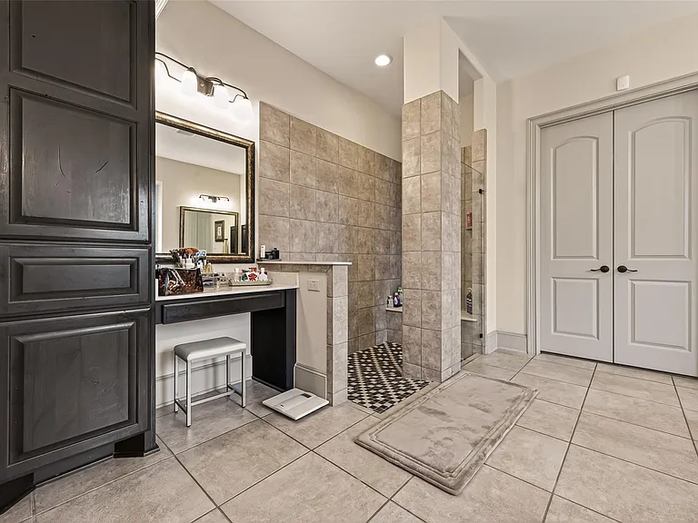 2515 Avon Gate Ct — Photo 42