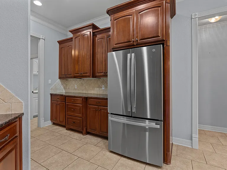 495 Half Moon Ct — Photo 6