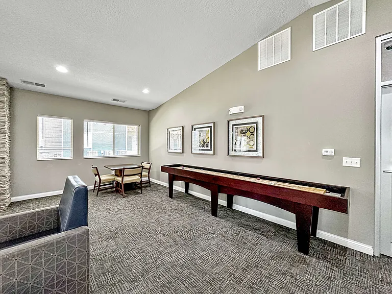 Capitol Grove Apartments — Photo 23