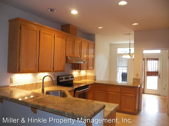 3rd image of 2634 Heritage Park Cir