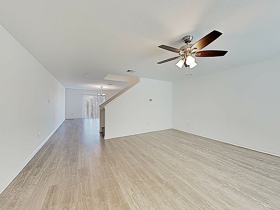 2nd image of 1809 Wickham Dr
