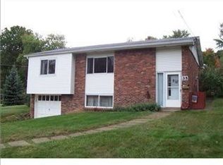 35 Sierra Dr, Pittsburgh, PA 15239