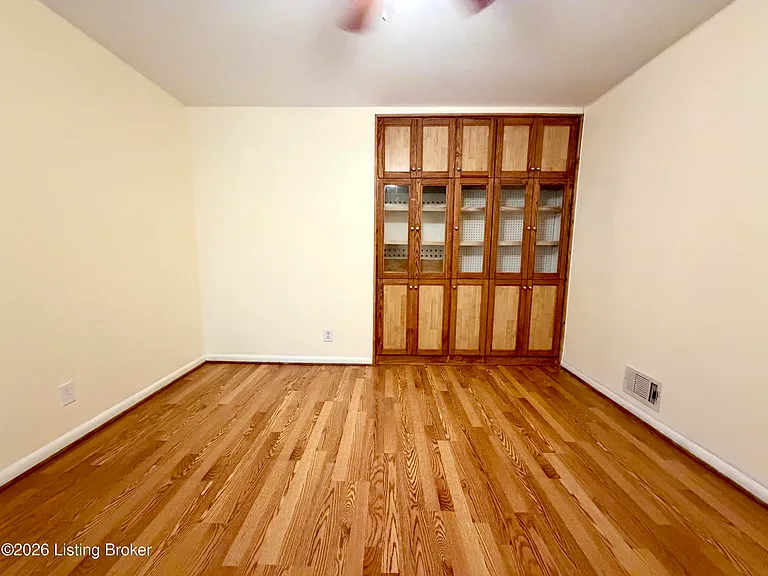 708 Grant Ave — Photo 9