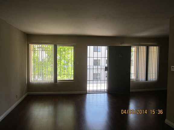 4th image of 801 E 1st St Unit 10
