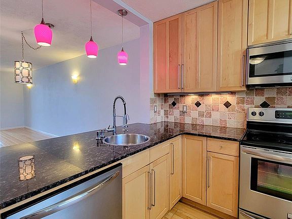 4th image of 114 Lake Emerald Drive #401