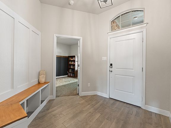 5th image of 15736 Redgrave Dr