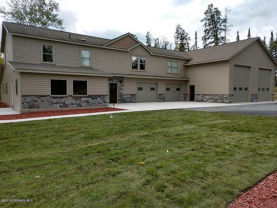 1st image of 460 Island View Dr NW