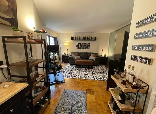 Rented by Olympia House Delaware LP | media 26