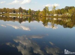 5520 Grove Forest Dr, High Point, NC 27263