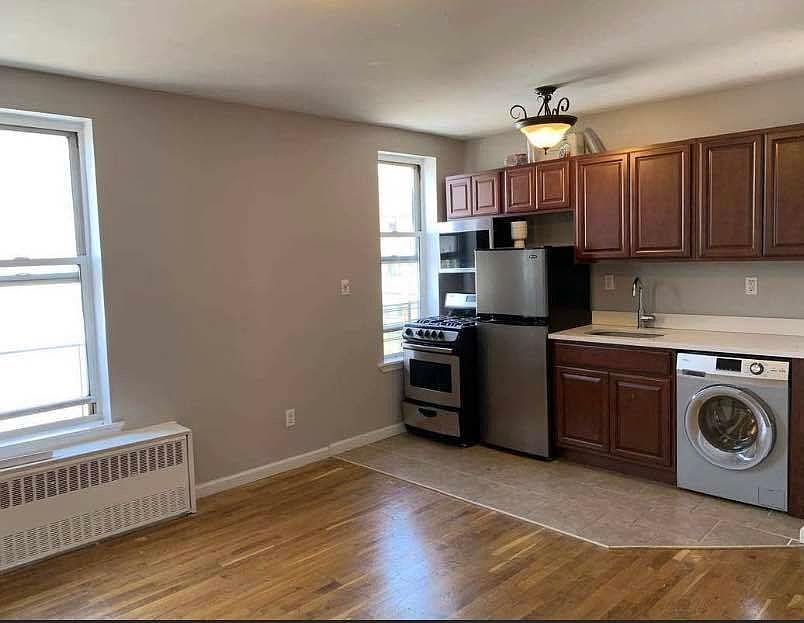 1st image of 238 E 111th St APT 6B