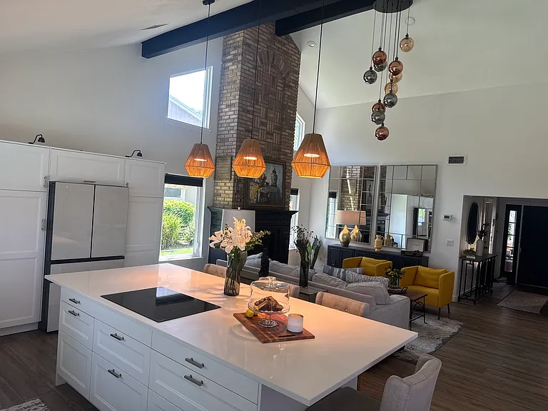 3100 Chatsworth Ln — Photo 5