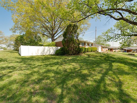 2nd image of 10751 Arno Dr