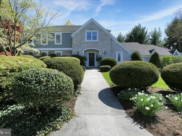 1756 Marlin Rdg, Camp Hill, PA 17011