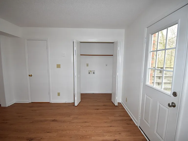 Tower Dr - 3264 — Photo 21