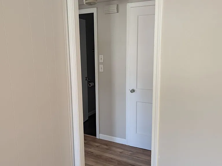 1716 Madison St — Photo 3