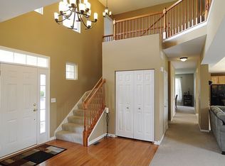 785 Barclay Dr, Bolingbrook, IL 60440