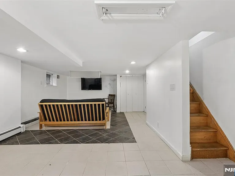 796 Old Newbridge Rd — Photo 23