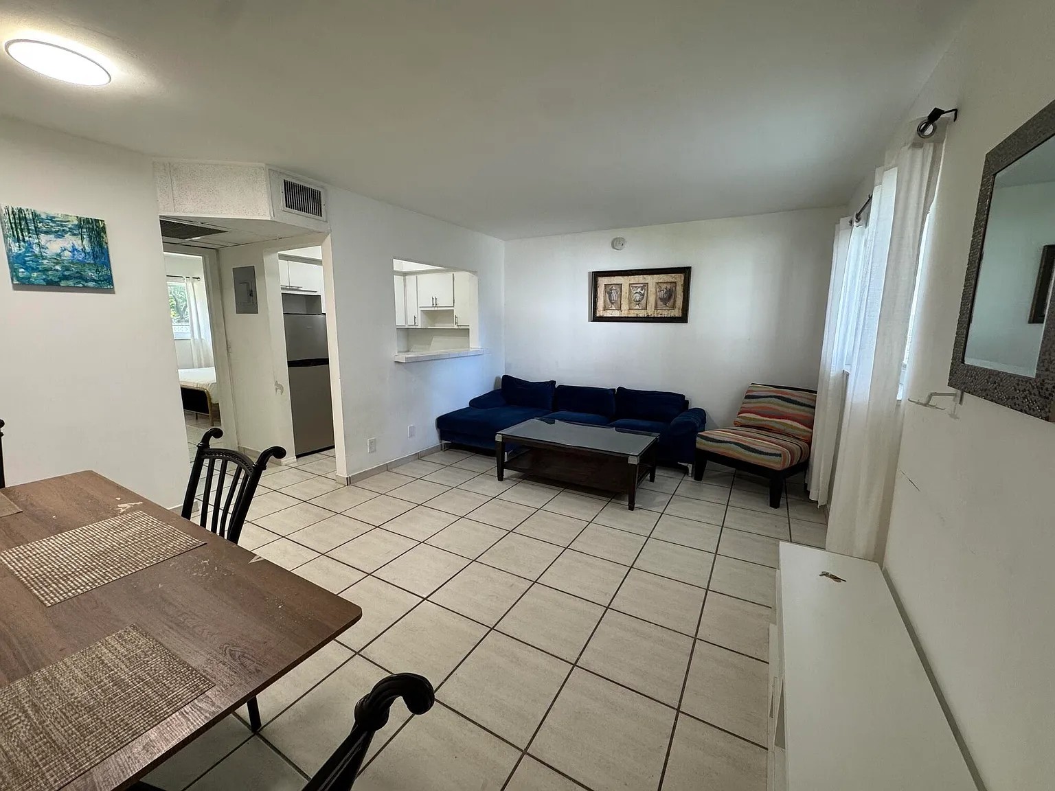 1 bed, 1.0 bath, 700 sqft, $1,800 — Photo 3