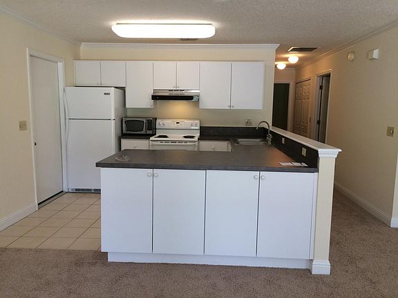 3rd image of 410 Saint Augustine Blvd