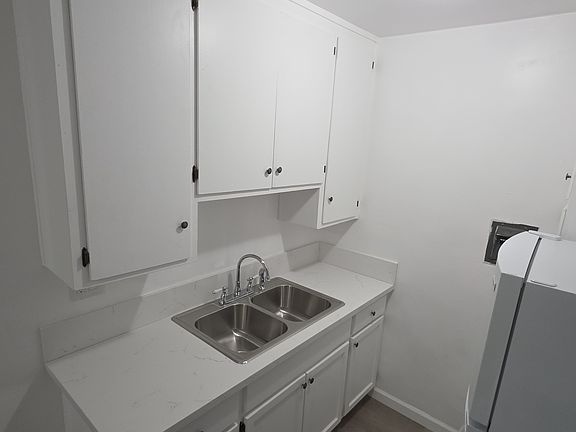 5th image of 12101 Pacific Ave APT 5