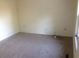 405 S Clayton Rd, New Lebanon, OH 45345