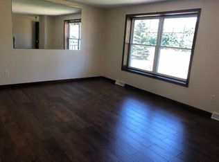 5151 Berg Rd, Buffalo, NY 14218