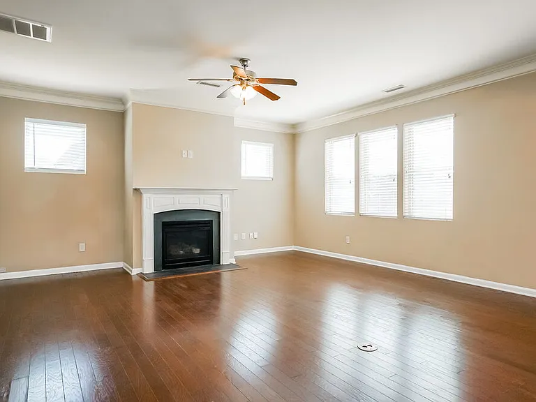 22 Stonemoor Cir — Photo 4