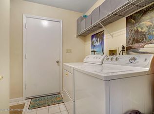 282 Ashewood Ct, Toms River, NJ