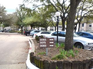 3085 Walnut Bend Ln APT 12, Houston, TX 77042