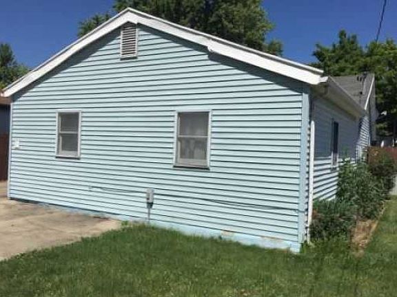 5th image of 2617 Gladstone St