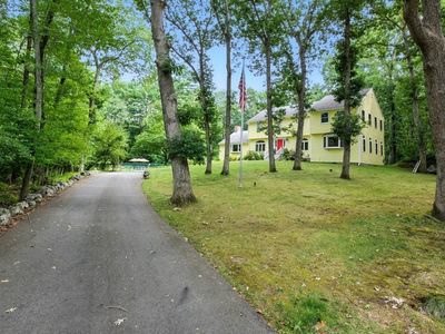 61 Pond St, Boxford, MA, 01921