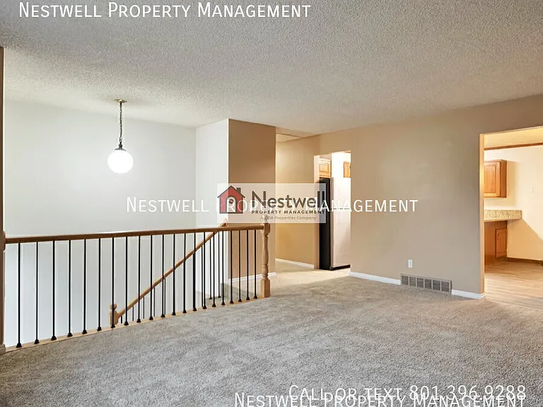 815 E Dusty Rock Pl — Photo 9