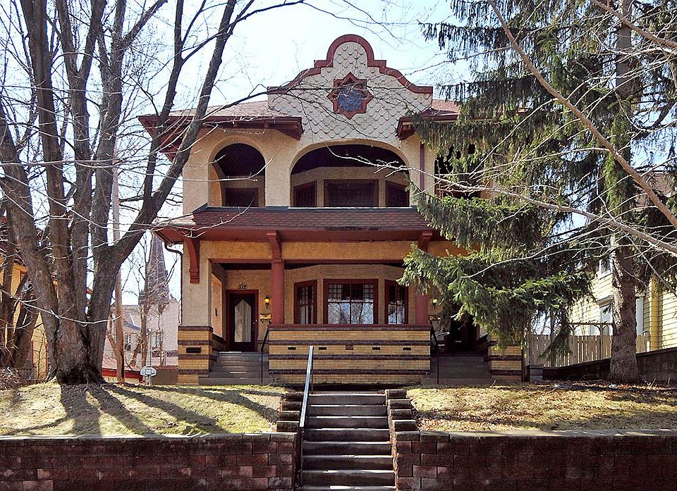 1st image of 512 Marshall Ave #1