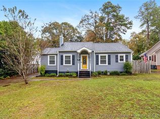 936 McKimmon Rd, Fayetteville, NC 28303