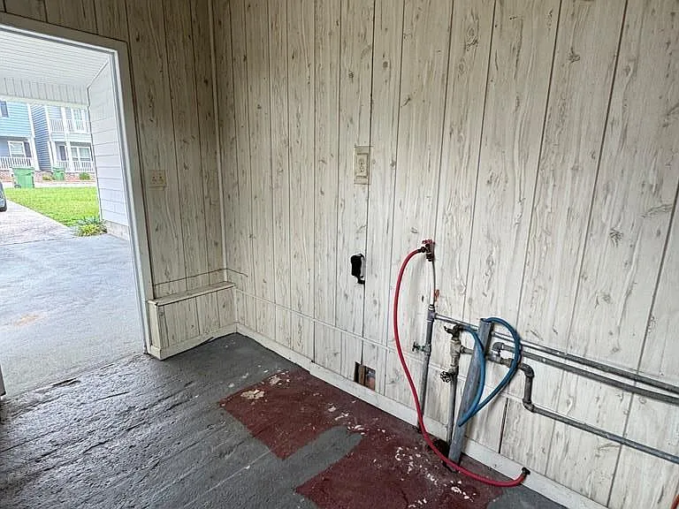 506 Bradwell St — Photo 17