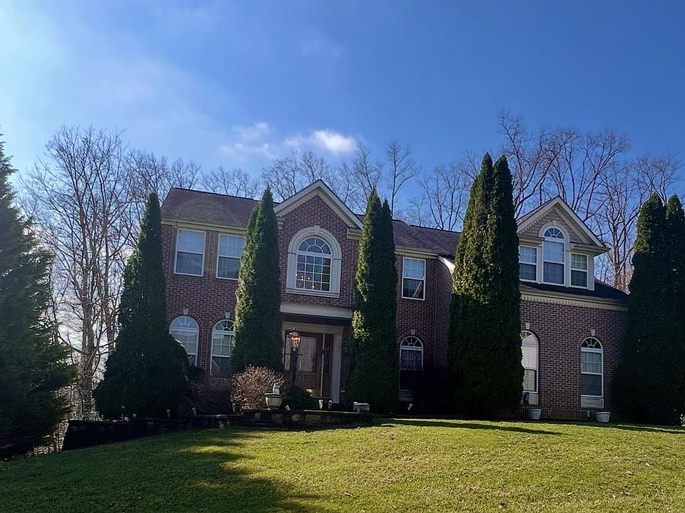 1st image of 5113 Robins Perch Ln