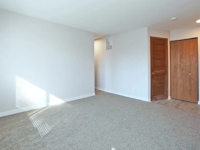 675 Greenfield Ct #D1 — Photo 10