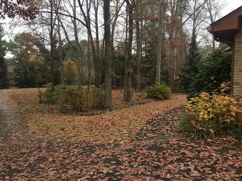2nd image of 690 Pine Grove Rd
