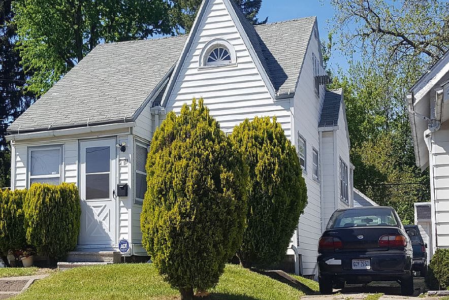 2nd image of 1934 Marlow Rd
