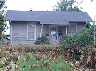 147 N 79th St, Seattle, WA 98103