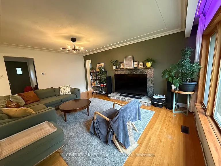 927 Srigley St #MAIN — Photo 6