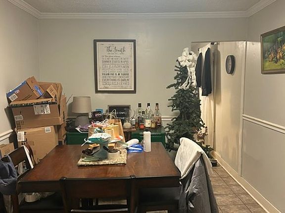 4th image of 317 Scales St