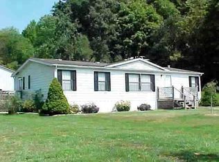 601 Fudges Creek Rd, Barboursville, WV 25504